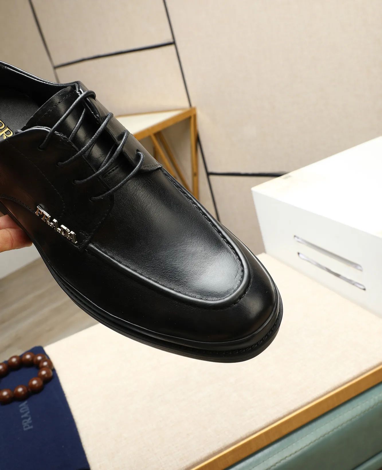 Men's men's shoes 💰540 (water-dyed cow leather) 📛📛PRADA high-end counter's latest formal business leather shoes 👔original and highest quality! Imported from Italy 🇮🇹 first-layer calfskin fabric ➕ cowhide lining Original outsole Formal size: 38➖44 (45 customized)